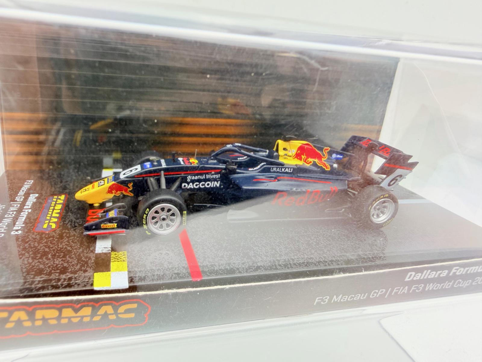 TARMAC WORKS 1:64 DALLARA F3 REDBULL MACAU 2019 - Imagen 2