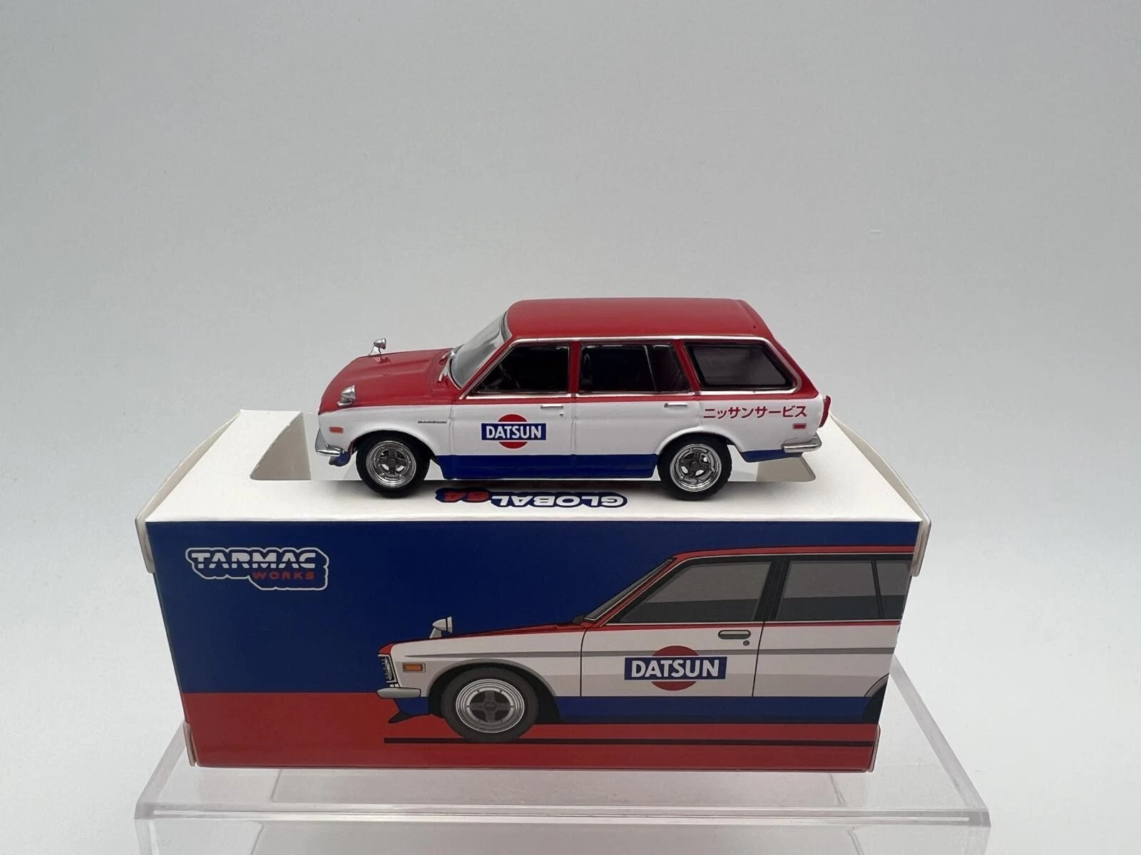 TARMAC WORKS 1:64 DATSUN BLUEBIRD 510 WAGON SERVICE CAR - Image 3