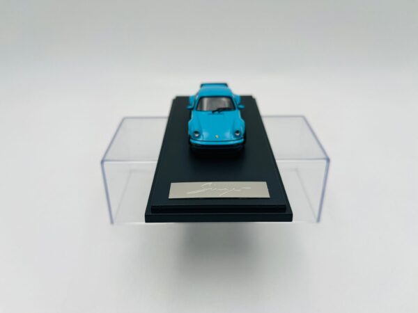 RHINO MODEL 1:64 POIRSCHE SINGER TURBO STUDY 930 AZUL - Imagen 4