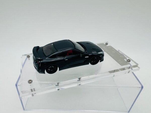 FOCAL HORIZON 1:64 GT R R35 FULL CARBON BLACK - Imagen 5