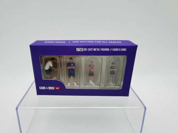 MINI GT 1:64 DIECAST METAL FIGURINE KAIDO AND SONS