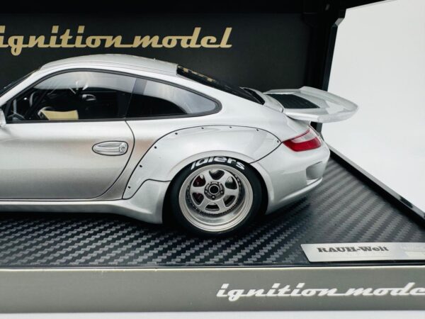 IGNITION MODEL 1:18 PORSCHE 997 RWB SILVER IG3246 - Imagen 5