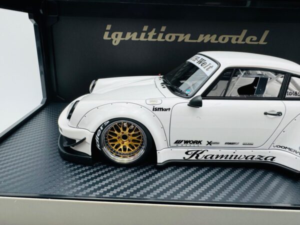 IGNITION MODEL 1:18 PORSCHE 930 RWB WHITE IG2481 - Imagen 4