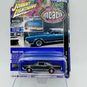 JOHNNY LIGHTNING 1:64 1967 OLDSMOBILE 442