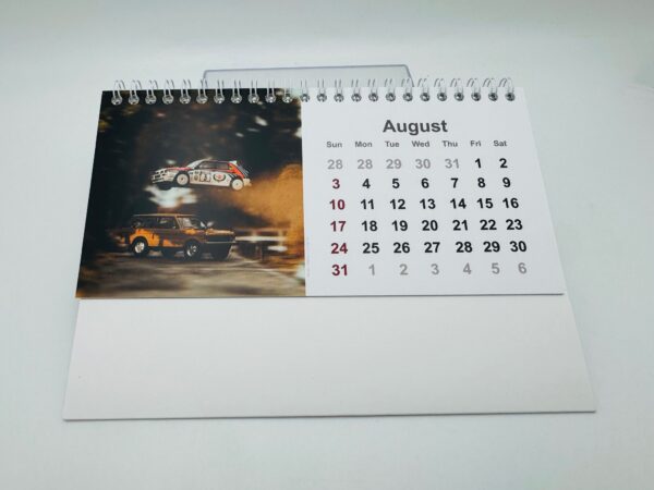 MINI GT CALENDARIO OFICIAL 2025 – Image 2