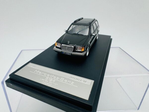 MORTAL 1:64 MERCEDES BENZ S124 CROCK BLACK WHEEL SILVER - Imagen 2