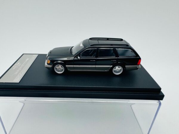 MORTAL 1:64 MERCEDES BENZ S124 CROCK BLACK WHEEL SILVER - Imagen 3