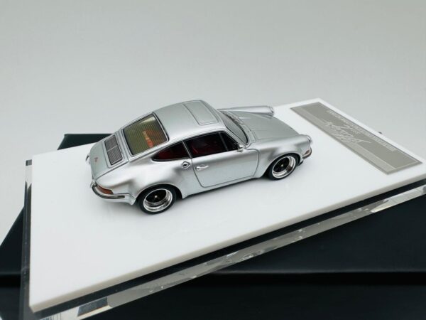 MY64 1:64 KAEGE RETRO COUPE CLASSIC SILVER - Imagen 6