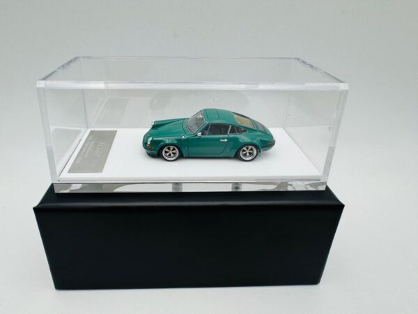 MY64 1:64 KAEGE RETRO COUPE CLASSIC SMYRNA GREEN