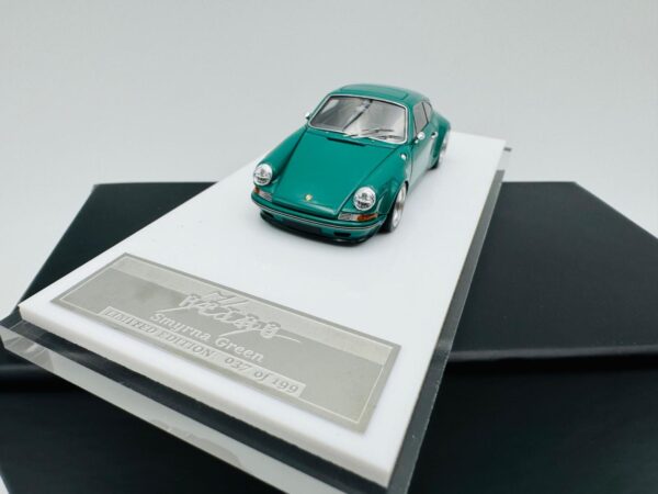 MY64 1:64 KAEGE RETRO COUPE CLASSIC SMYRNA GREEN - Imagen 2