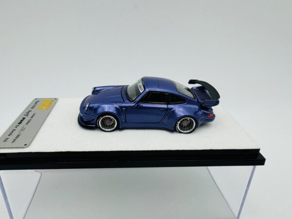 PGM 1:64 RWB 930 PURPLE - Imagen 3