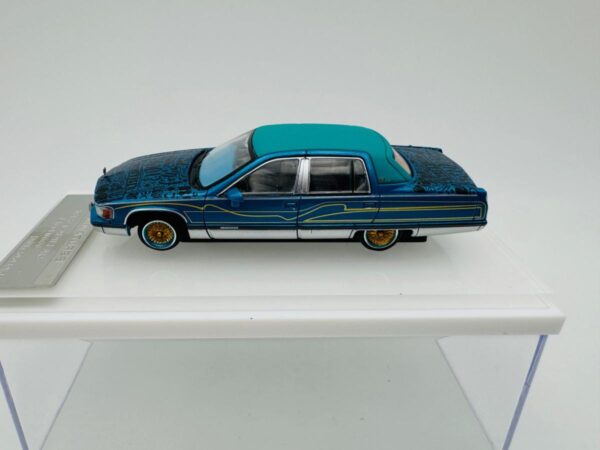 GOC 1:64 CADILLAC FLEETWOOD BLUE - Imagen 3