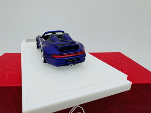 MK 1:64 PORSCHE GUNTHER WERKS 993 CONVERTIBLE  METALLIC PURPLE - Imagen 4