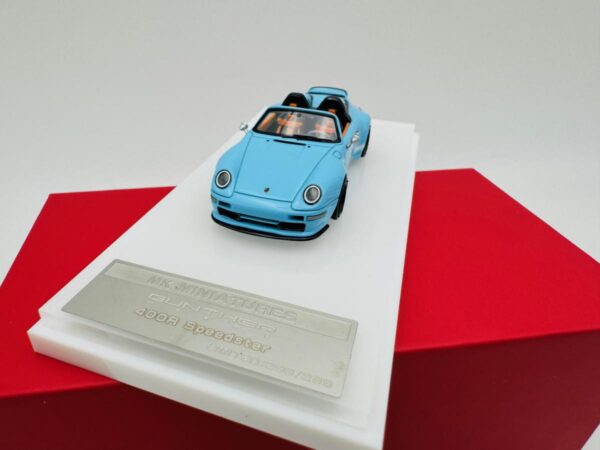 MK 1:64 PORSCHE GUNTHER WERKS 993 CONVERTIBLE SKY BLUE – Bild 2