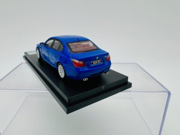 SHADOW 1:64 BMW M5 E60 BLUE – Bild 3