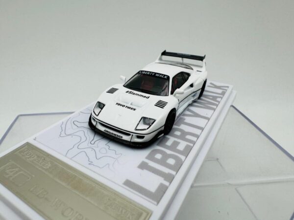 TOP ART 1:64 FERRARI F40 LBWK WHITE - Image 3