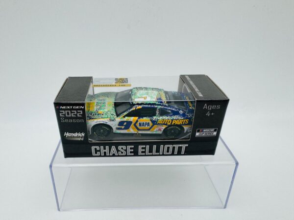 LIONEL REACING 1:64 CHEVROLET CAMARO ZL1  NASCAR CHASE ELLIOT