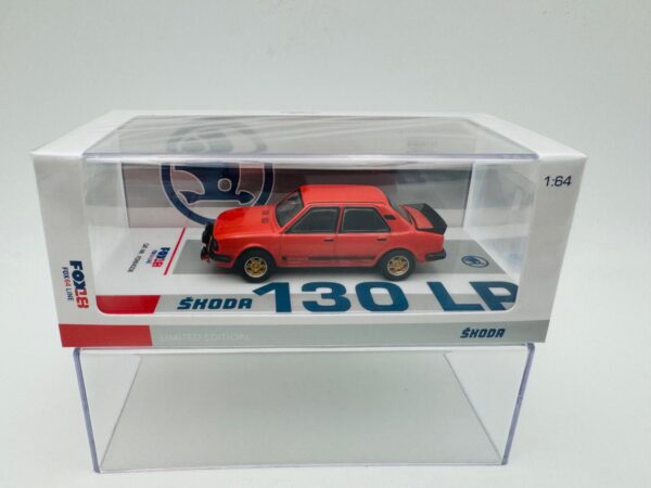 FOX64 1:64 SKODA 130 RED PLAIN BODY