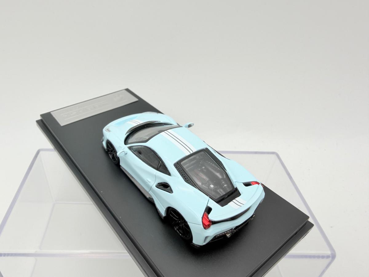 DCM 1:64 FERRARI 488 PISTA NOVITEC LIGHT BLUE - Image 5