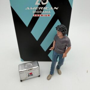 AMERICAN DIORAMA 1:18 RWB LEGEND AKIRA NAKAI SAN FIGURE AND SUITCASE