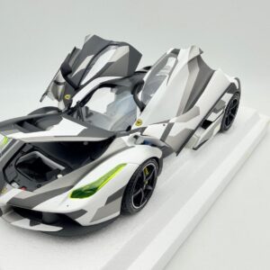 BBR 1:18 FERRARI LAFERRARI CAMOUFLAGE