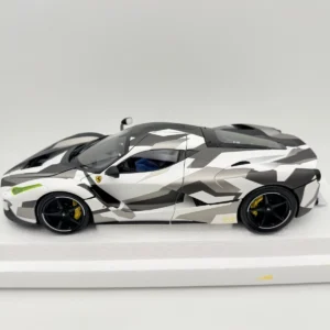 BBR 1:18 FERRARI LAFERRARI CAMOUFLAGE