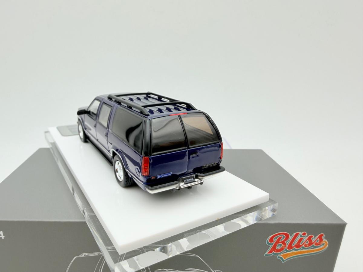 BLISS 1:64 GMC SUBURBAN GMT400 BLUE NOVEDAD - Imagen 4