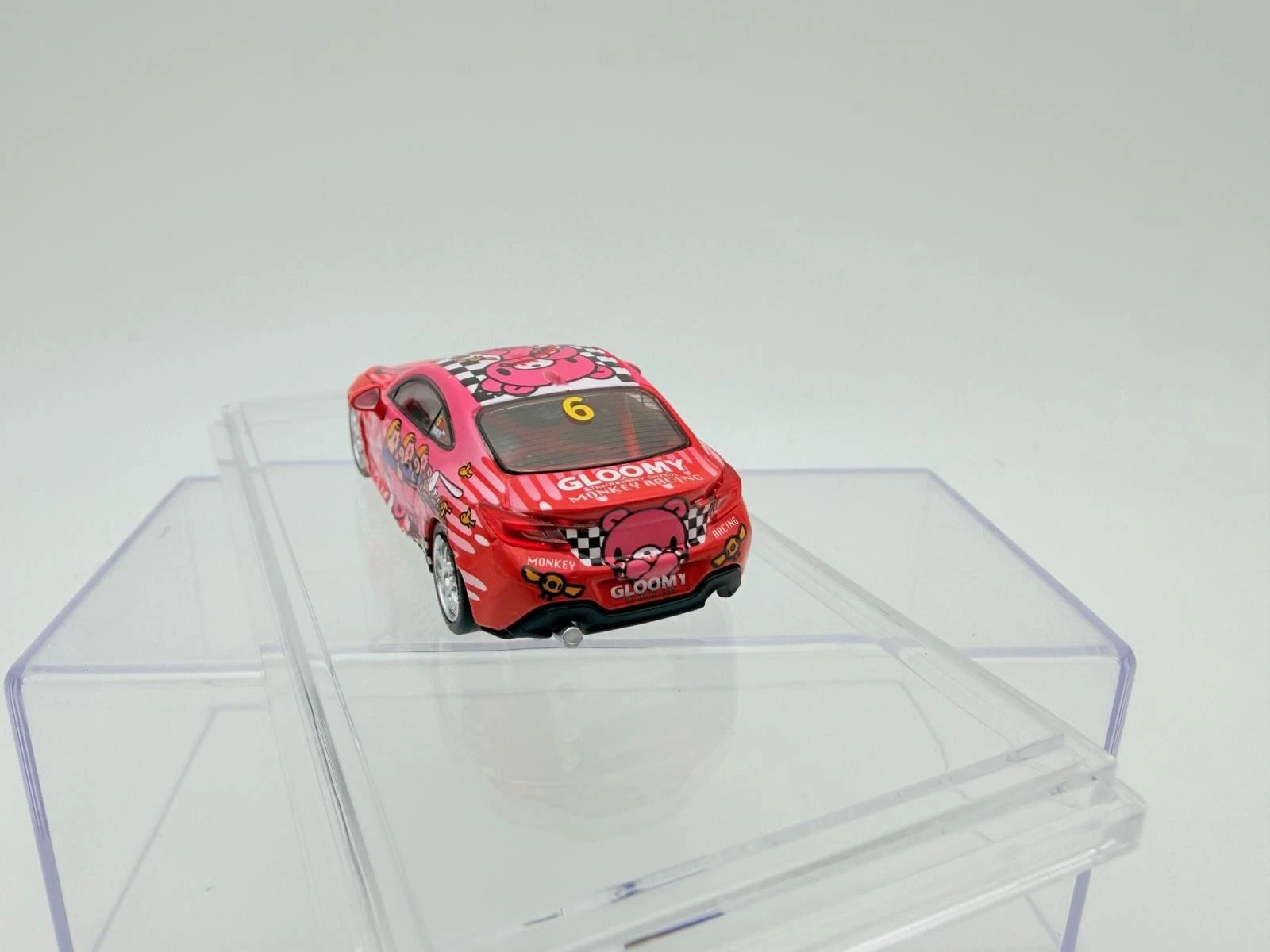 BM 1:64 TOYOTA GR86 X GLOOMY BEAR MACAU GP 2025 - Imagen 5