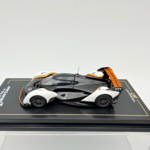 CM MODEL 1:64 MCLAREN SOLUS GT BLACK-WHITE  NOVEDAD