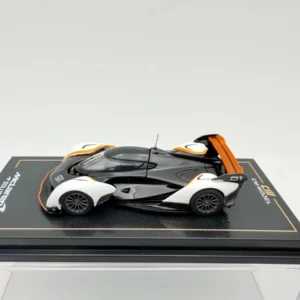 CM MODEL 1:64 MCLAREN SOLUS GT BLACK-WHITE