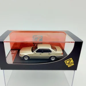 DCM 1:64 BMW E327 SERIES SEDAN GOLD