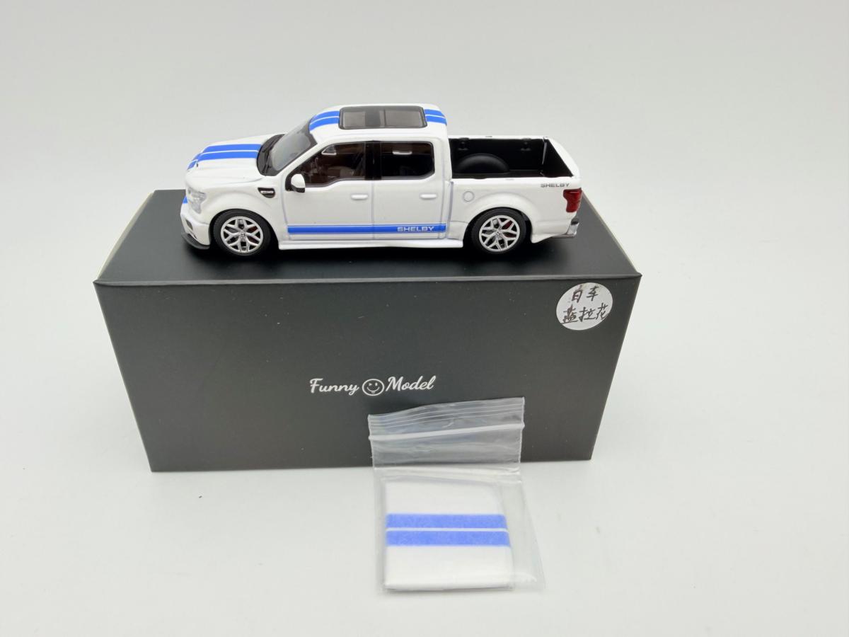 FUNNY MODEL 1:64 FORD F150 SUPER SNAKE NOVEDAD