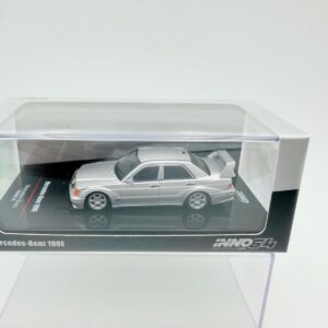 INNO MODELS 1:64 MERCEDES 190E SILVER