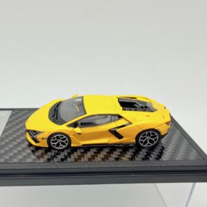 LCD 1:64 LAMBORGHINI REVUELTO YELLOW