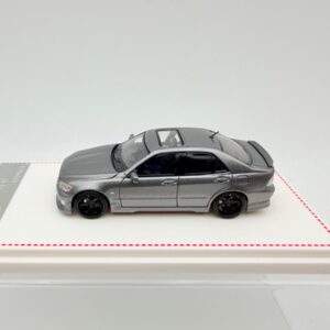MODEL ONE 1:64 TOYOTA ALTEZZA RS200 SXE10 GUMMETAL GRAY NOVEDAD