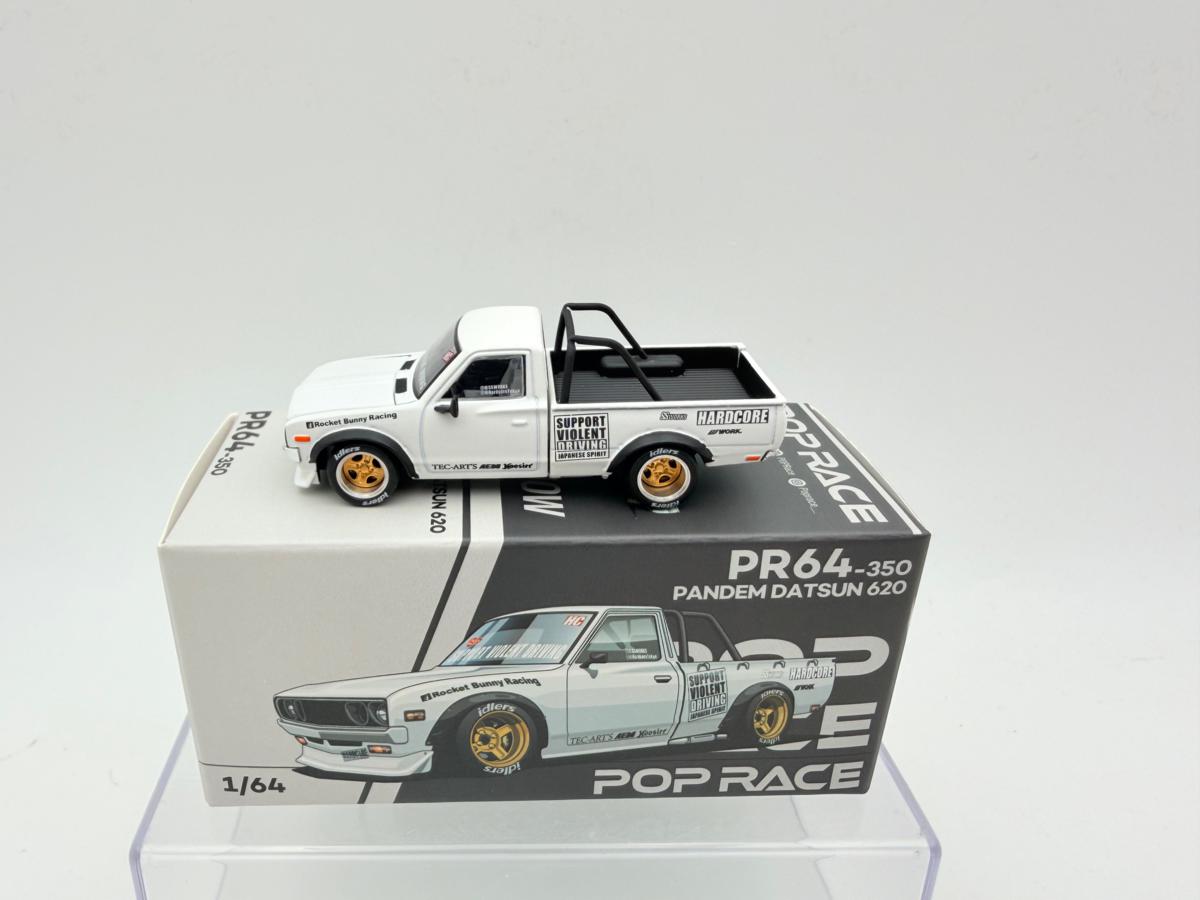 POP RACE 1:64 DATSUN PANDEM 620 WHITE