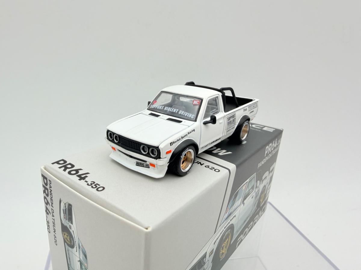 POP RACE 1:64 DATSUN PANDEM 620 WHITE - Imagen 3