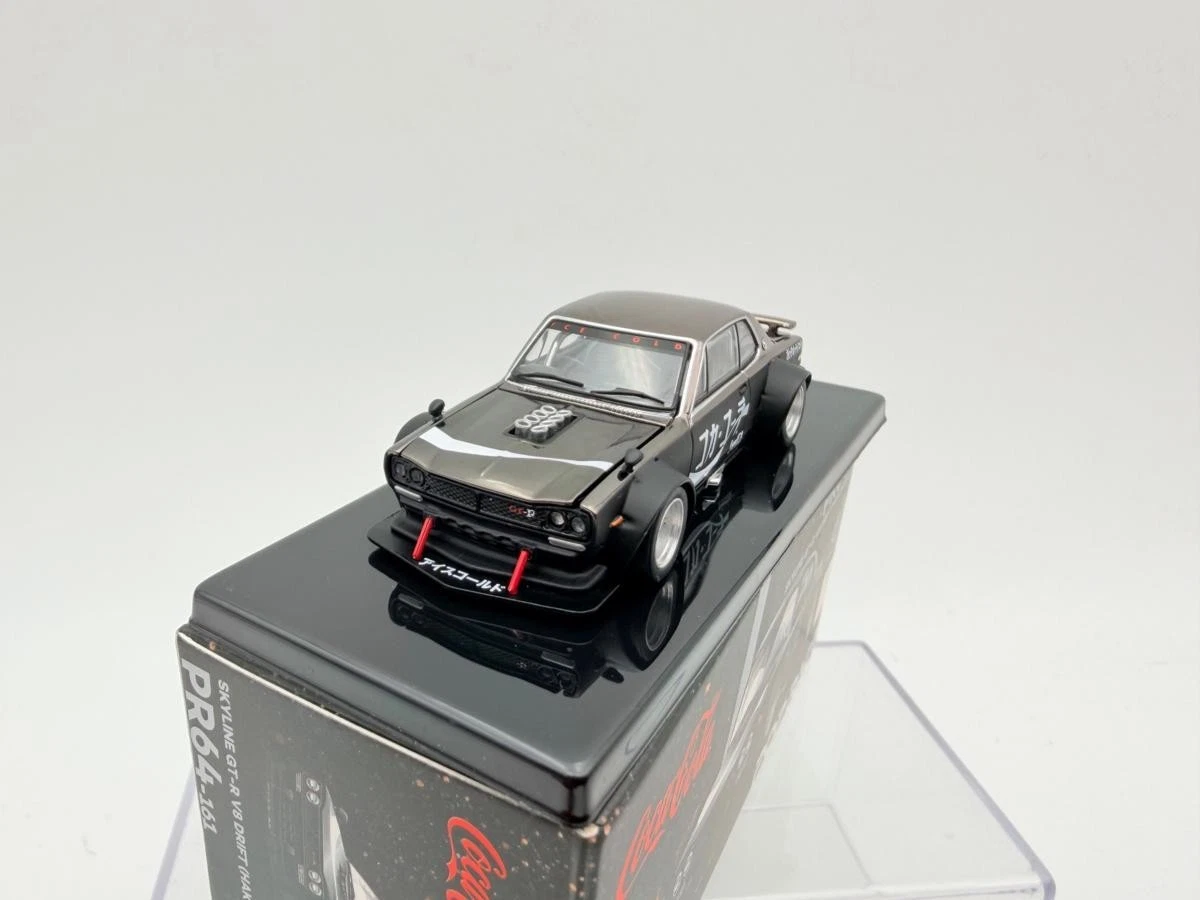 POP RACE 1:64 NISSAN SKYLINE GTR V8 DRIFT HAKOSUKA COCA COLA - Imagen 3