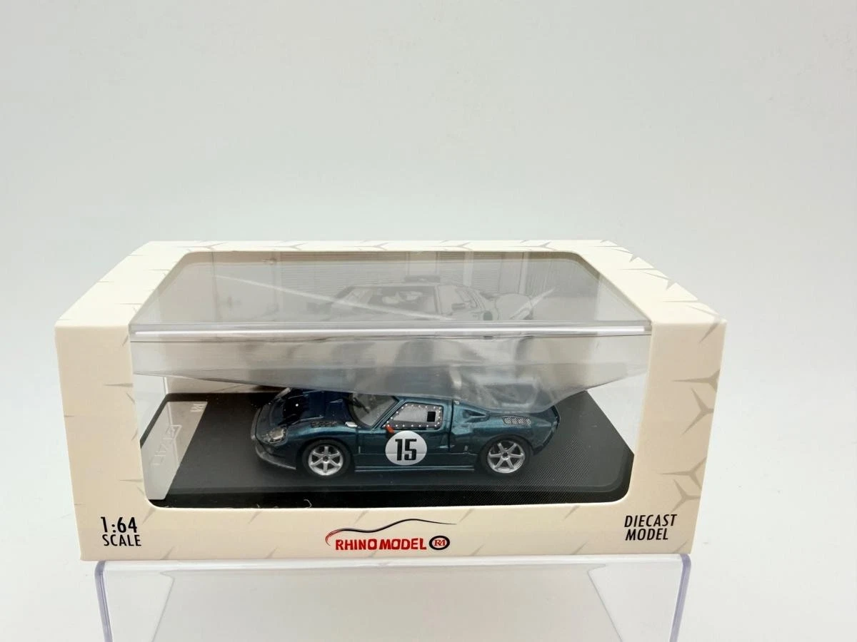 RHINO MODEL 1:64 FORD GT40 ENGINE HOOD GREEN - Imagen 6