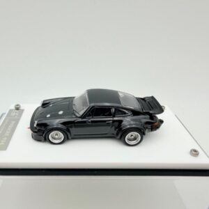 SC ART 1:64 PORSCHE 934 BLACK NOVEDAD