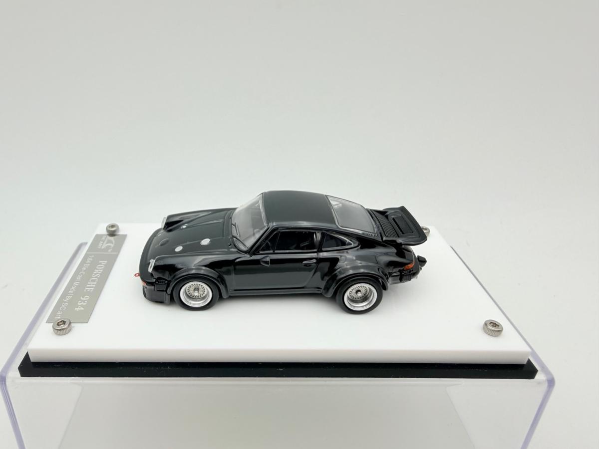 SC ART 1:64 PORSCHE 934 BLACK NOVEDAD