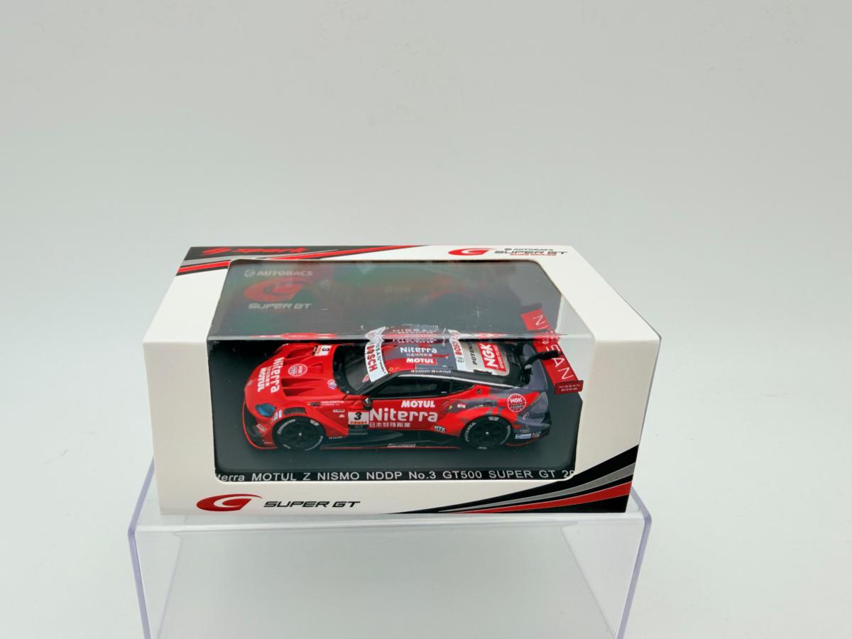 SPARK 1:64 NITERRA MOTUL Z NISMO Nº3 GT500 SUPER GT 2025 NOVEDAD
