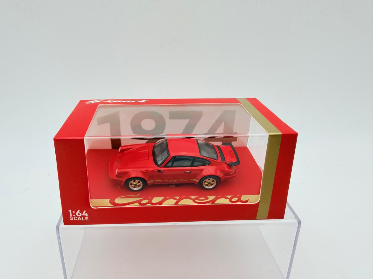 SPARK 1:64 PORSCHE 911 RS 3.0 RED NOVEDAD
