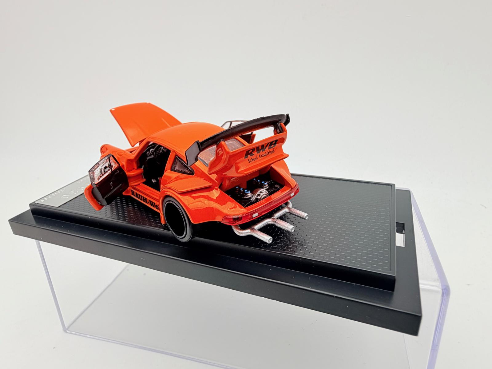 TPC 1:64 PORSCHE RWB 930 METALLIC ORANGE - Imagen 4